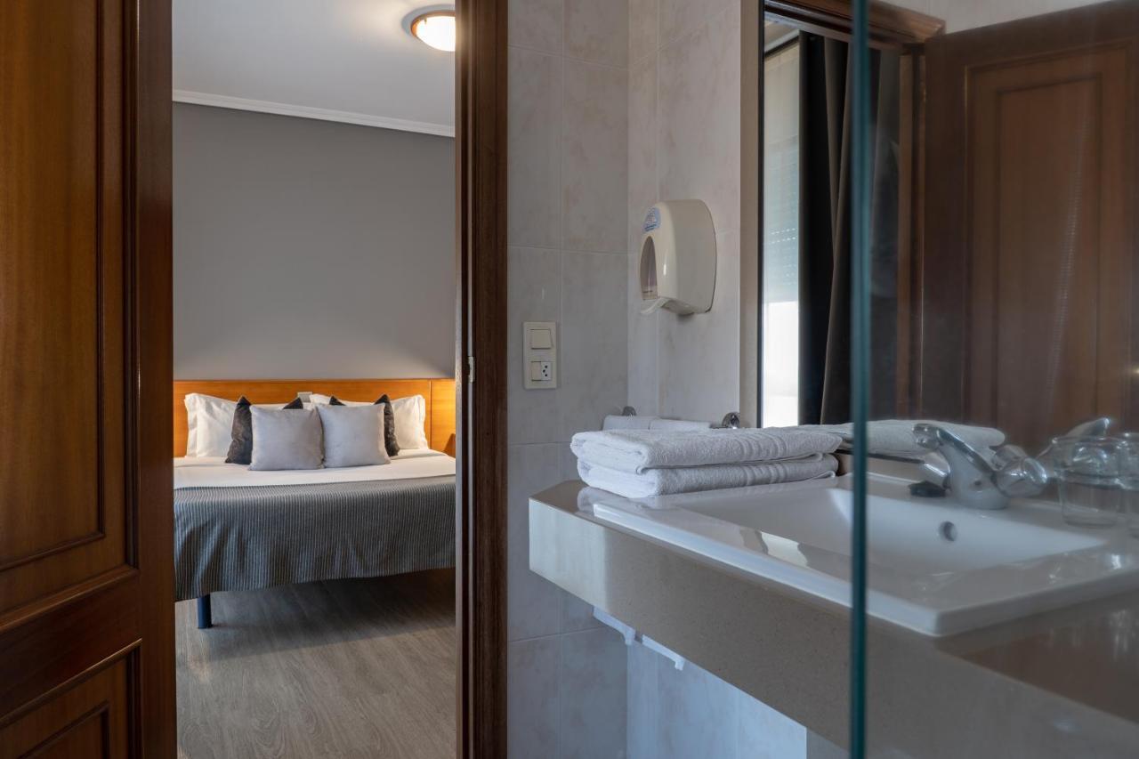 Hotel Carlos 96 Melide Exteriör bild